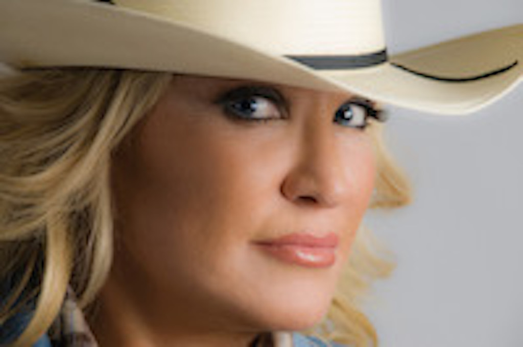 Tanya Tucker Up Close and Personal What To Do