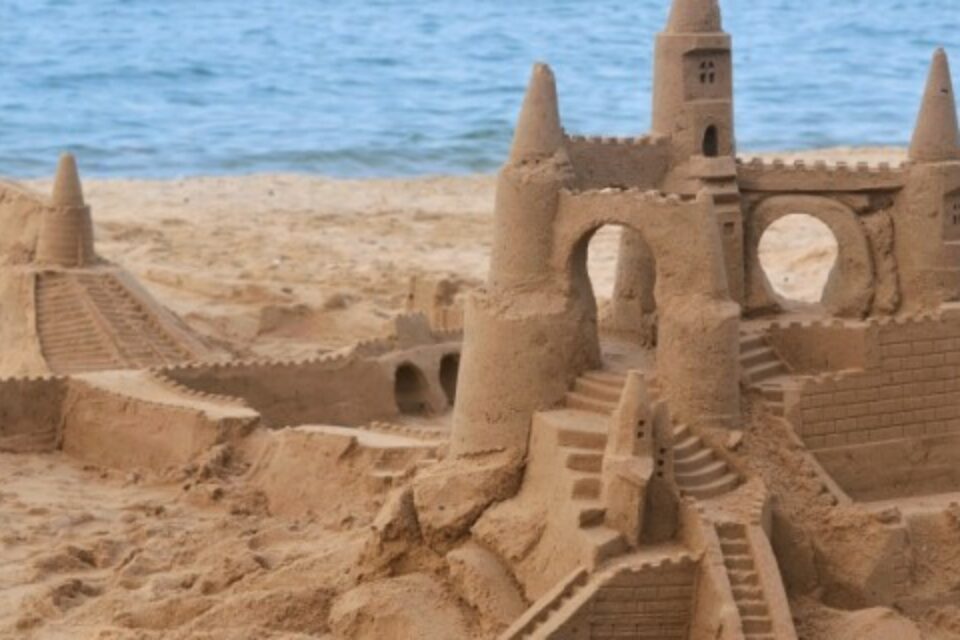 Sand Castle Contest ­ – Glen Island Beach